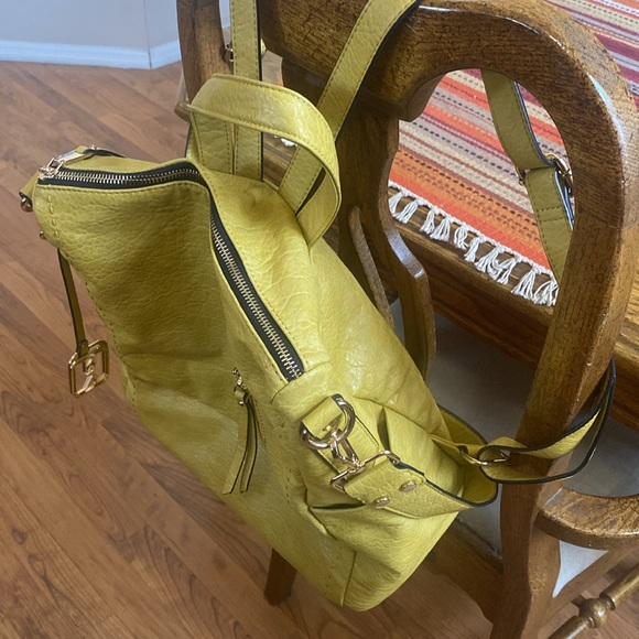 Not rated Yellow Leather Backpack - Picture 2 of 11